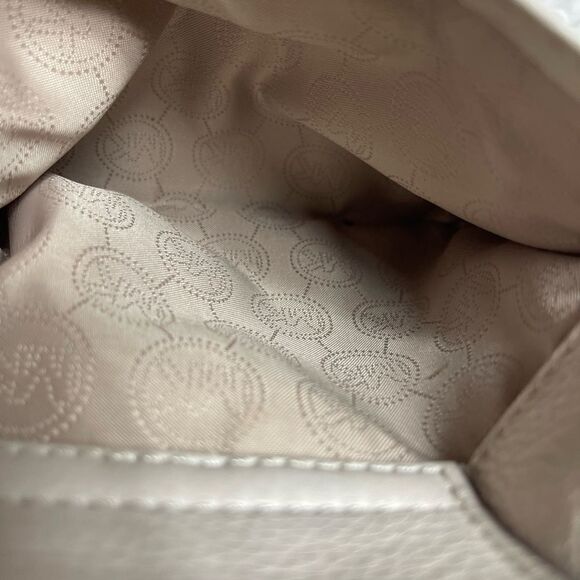MICHAEL KORS Fulton Pebbled Leather Beige Crossbody Organizer Bag - Picture 14 of 15
